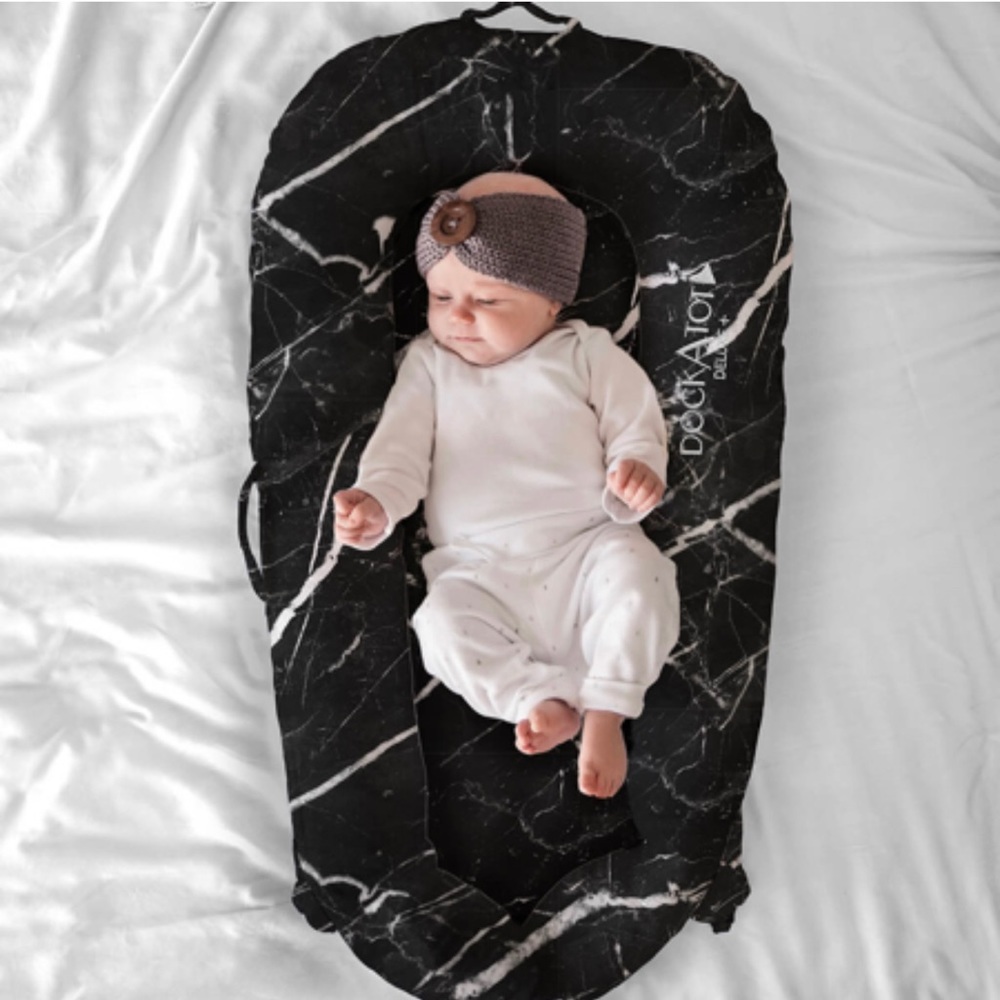 DockATot® Deluxe+ Dock Spare
Cover in Black Marble